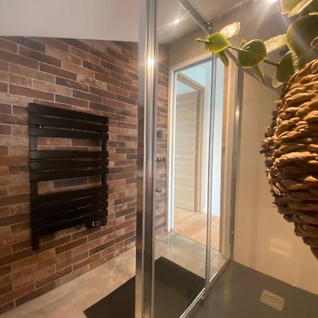 Magnifique Grange Avec Spa / Love Room Saint-Andre-de-Cubzac Ngoại thất bức ảnh