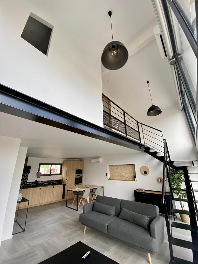 Magnifique Grange Avec Spa / Love Room Saint-Andre-de-Cubzac Ngoại thất bức ảnh