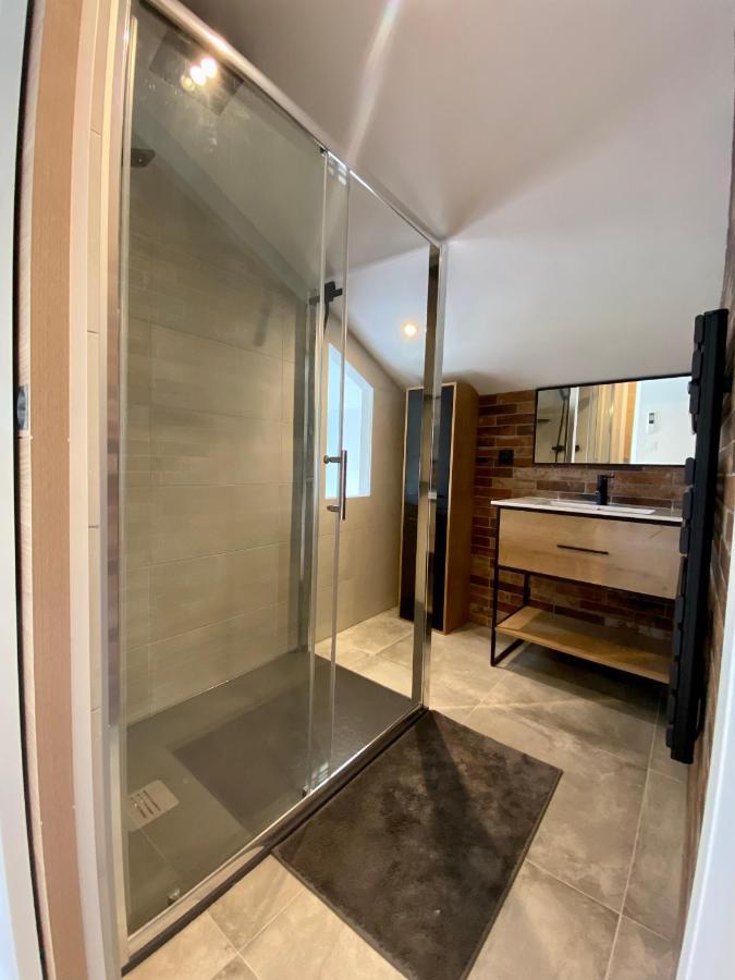 Magnifique Grange Avec Spa / Love Room Saint-Andre-de-Cubzac Ngoại thất bức ảnh